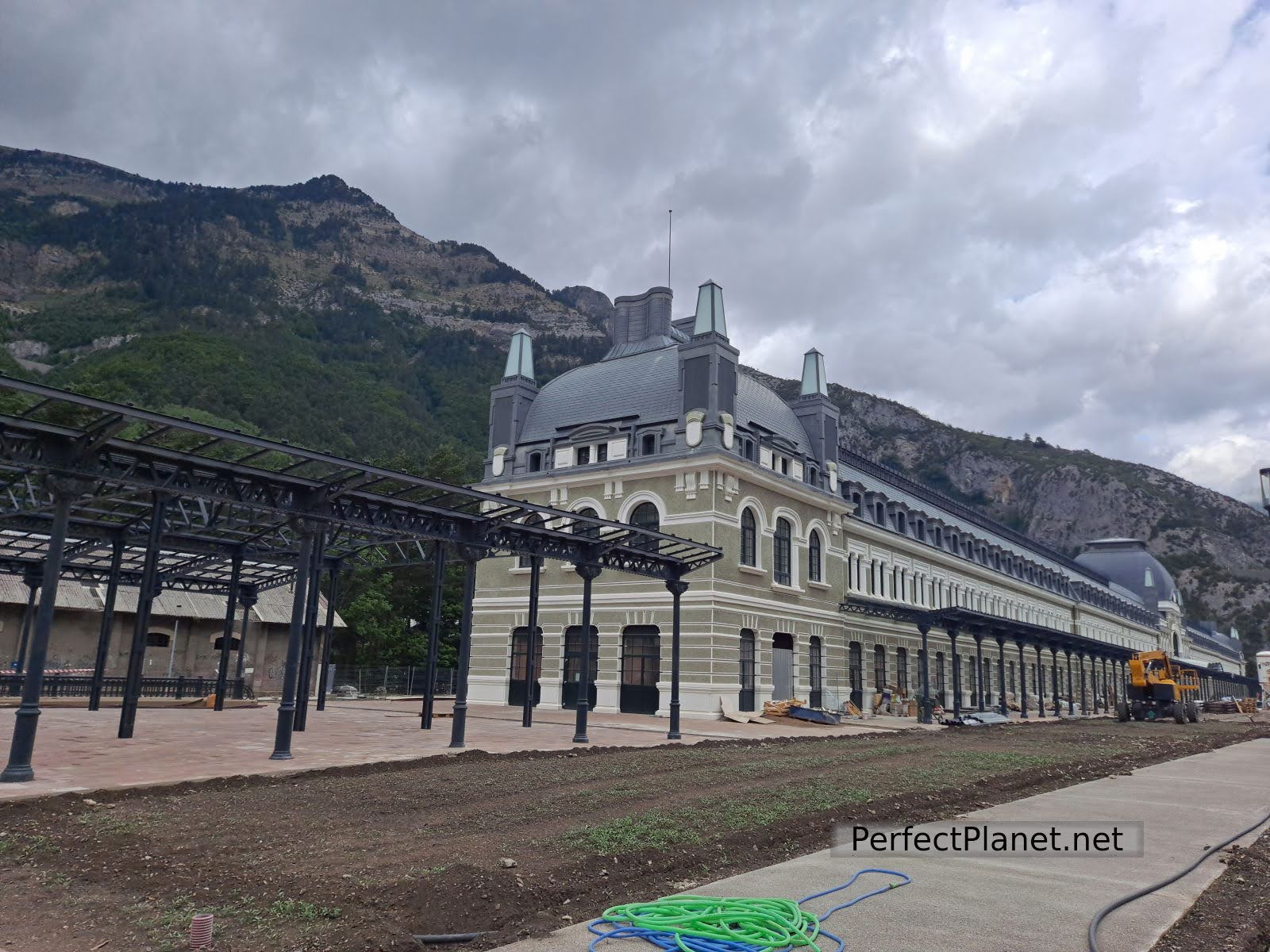 Estación de Canfranc