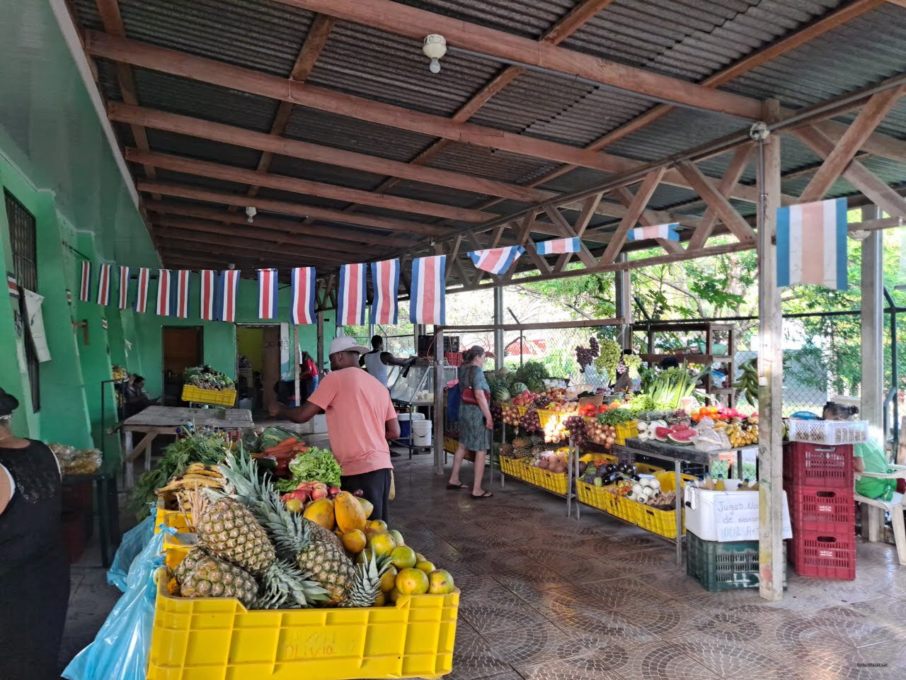 Fruit market