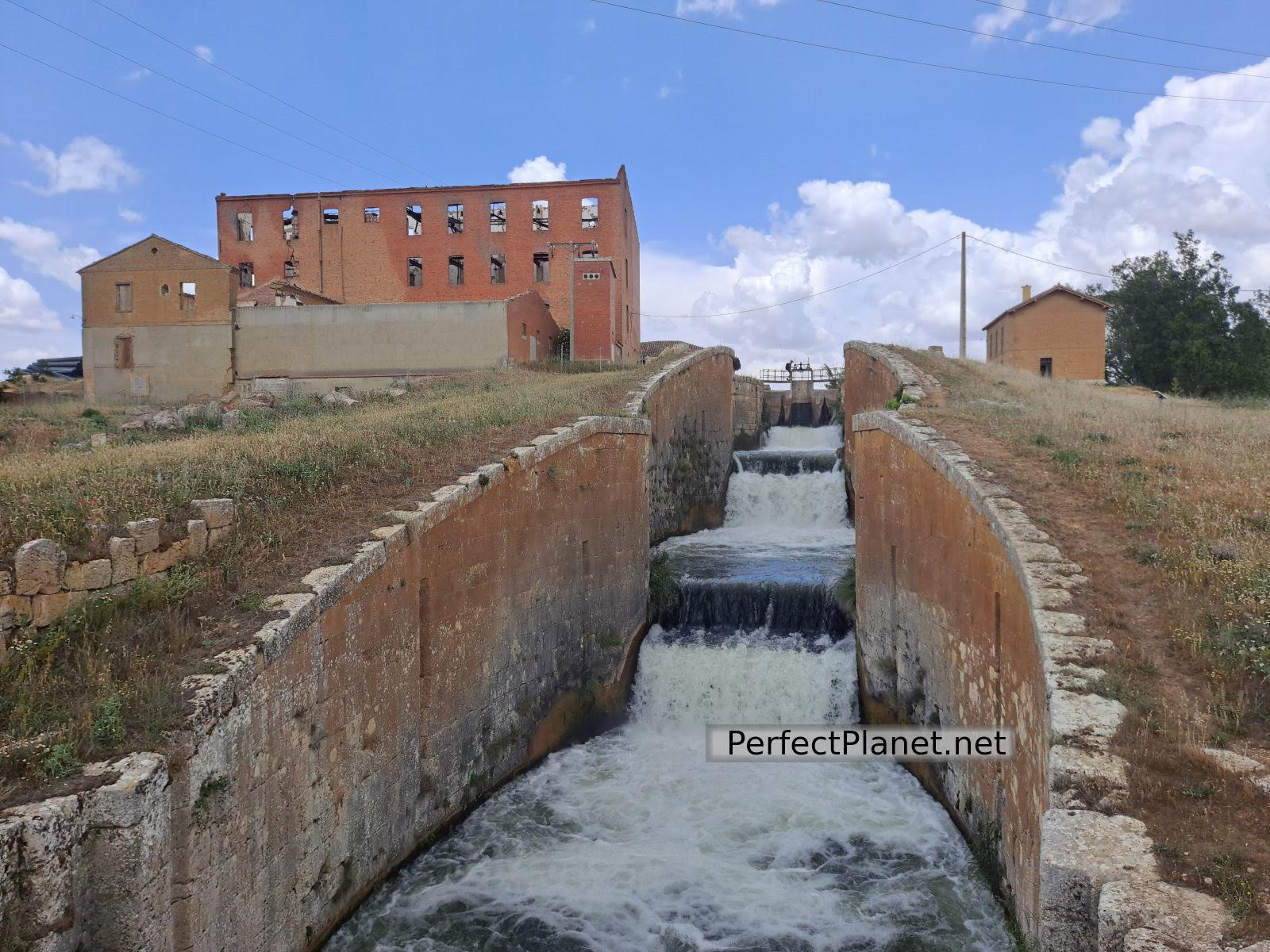 Lock and old flour factory