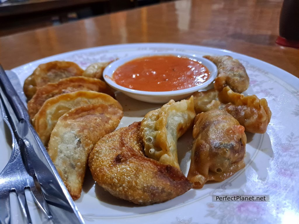 Momos