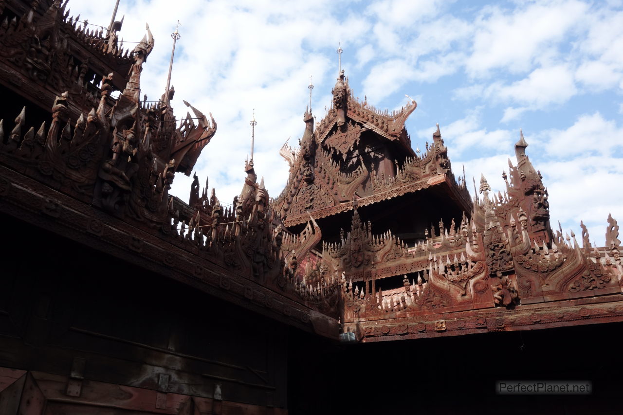 Monastery Shwe in Bin Kyaung