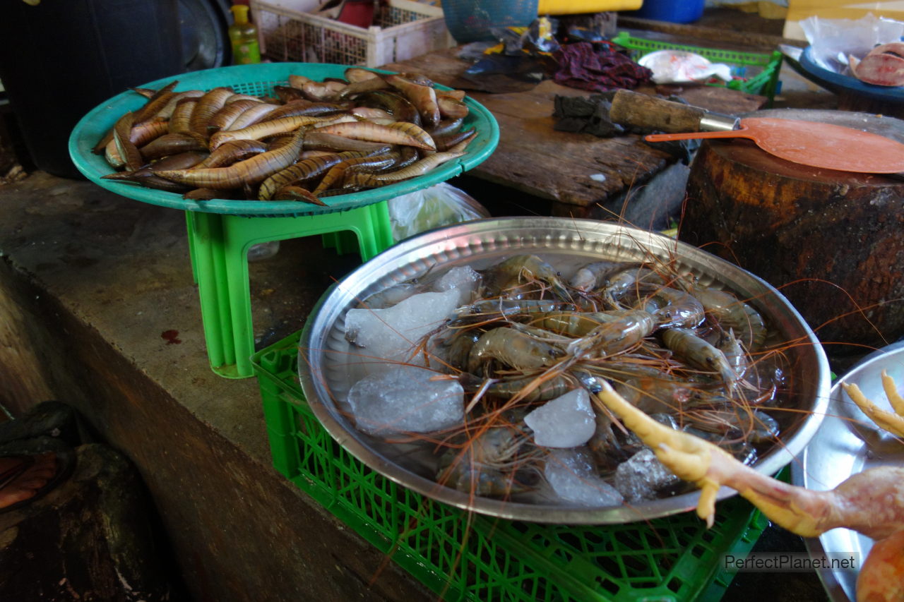 Hpa An market