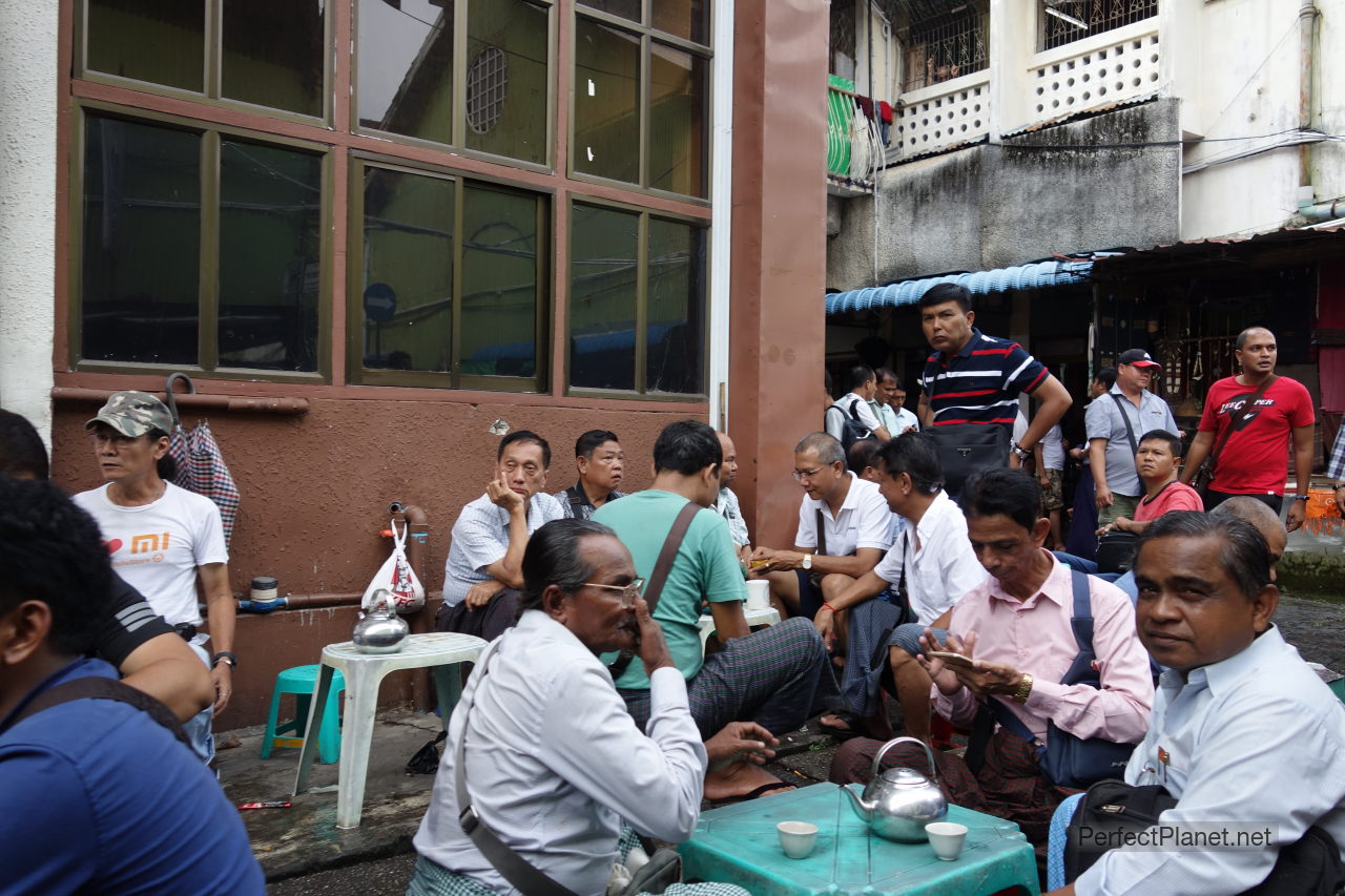 Bogyoke Aung San Market