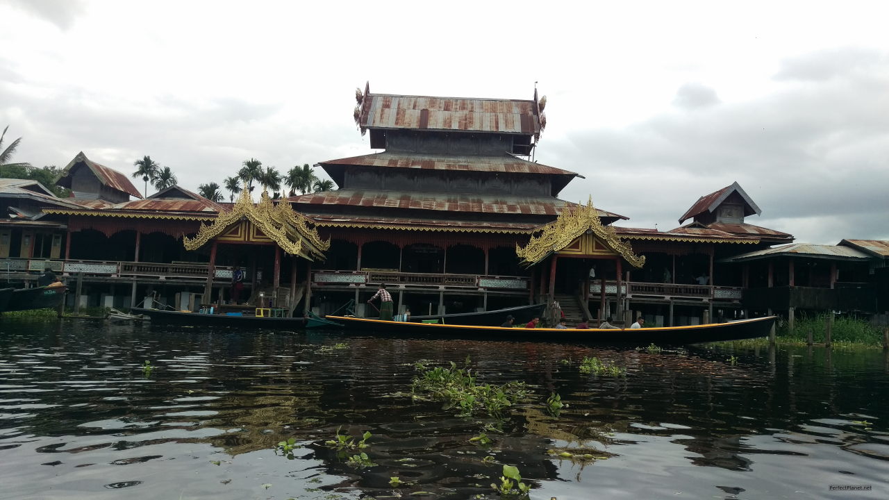 Monasterio del Gato Saltarín Lago Inle