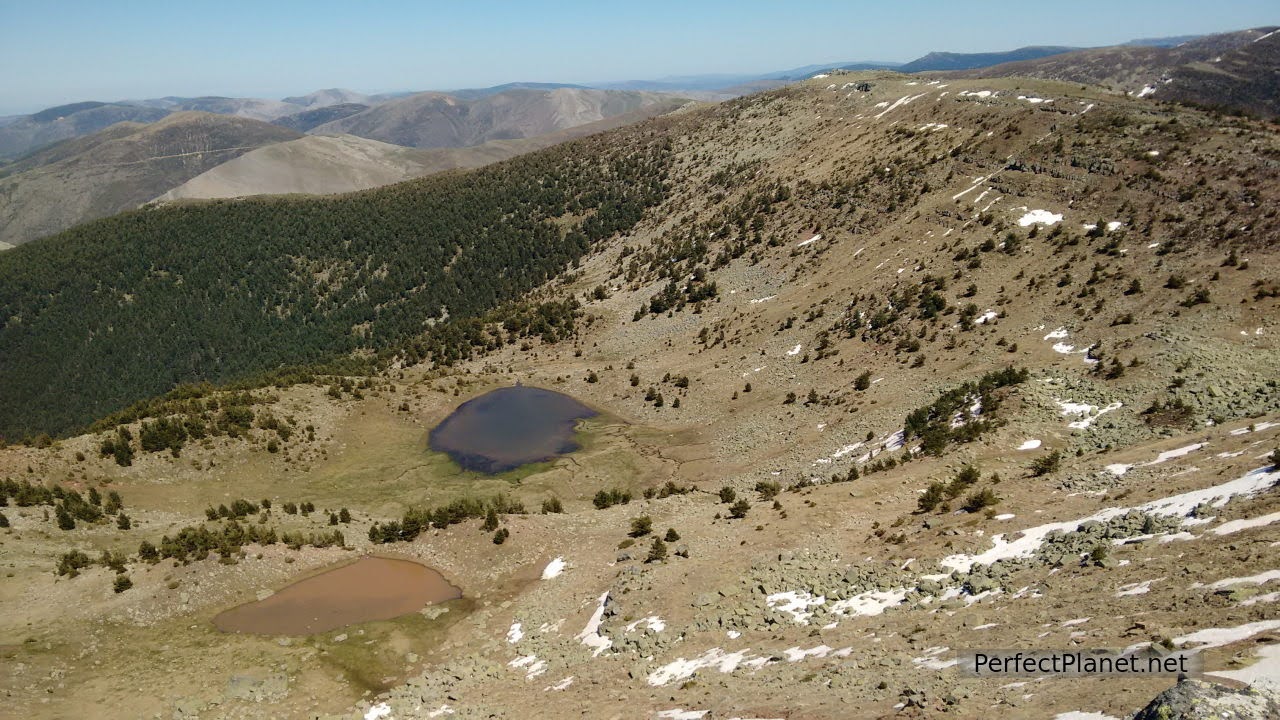 Oruga lagoon and Muñalba lagoon