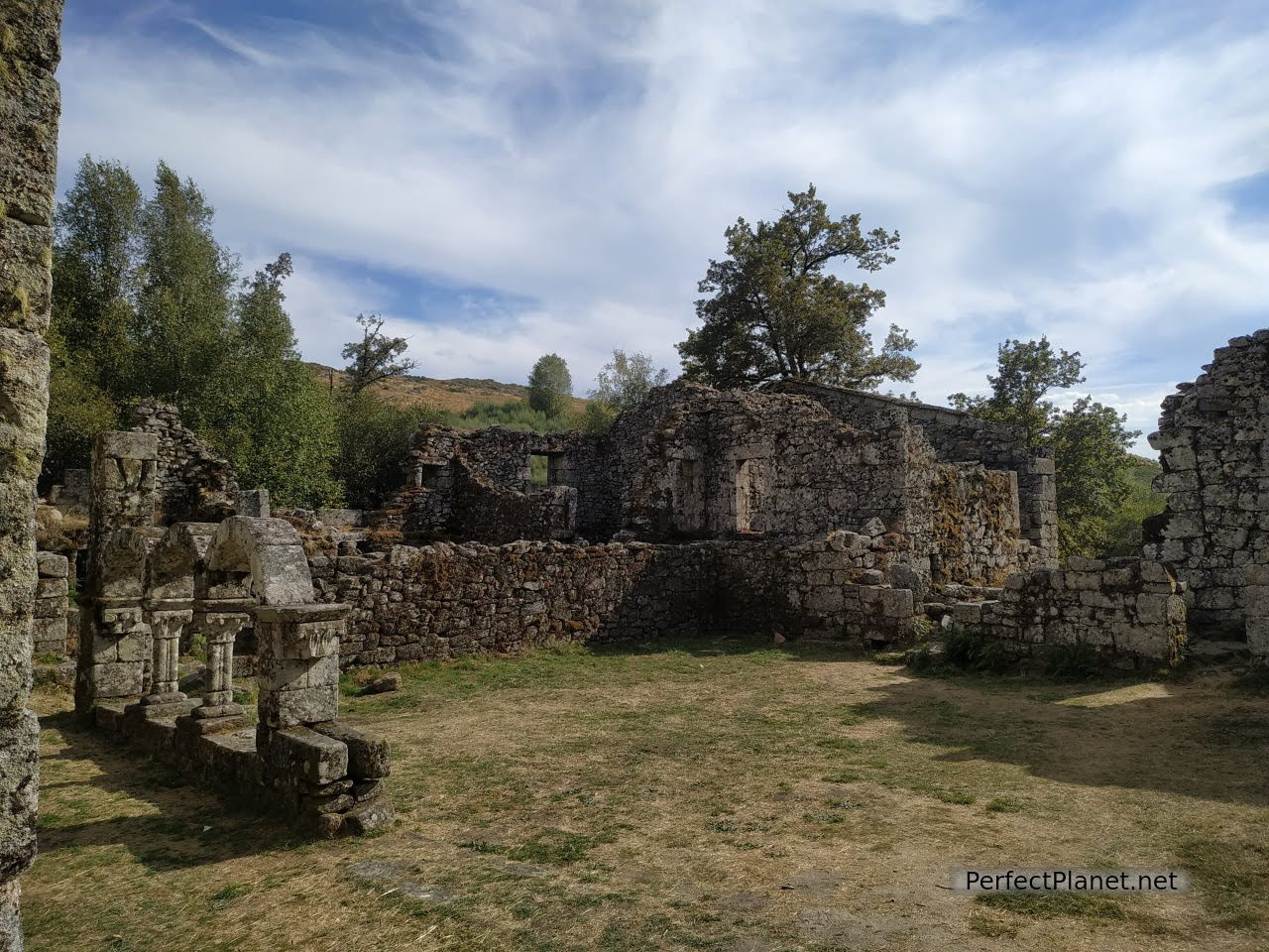 Pitoes Monastery