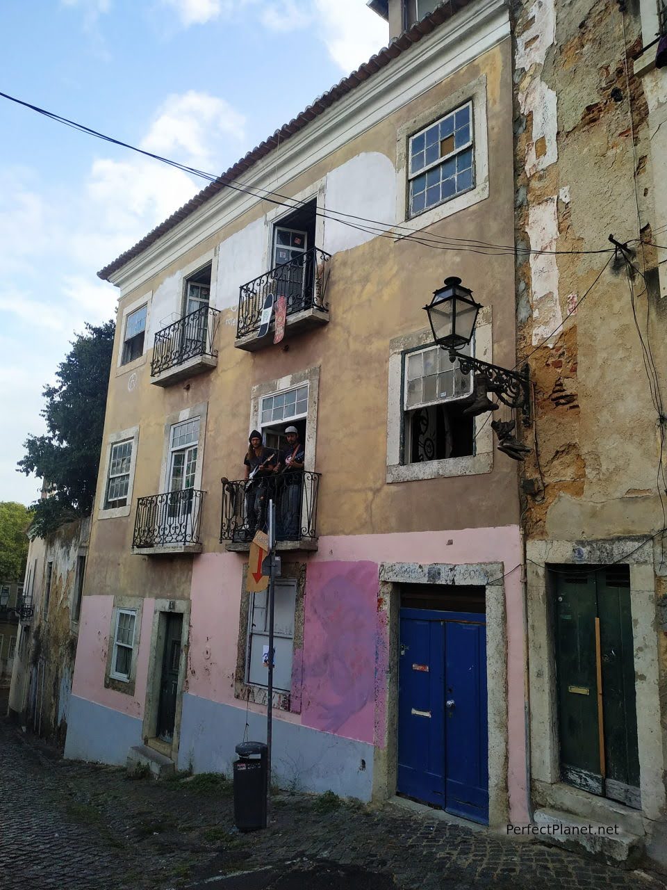 Músicos desde el balcón