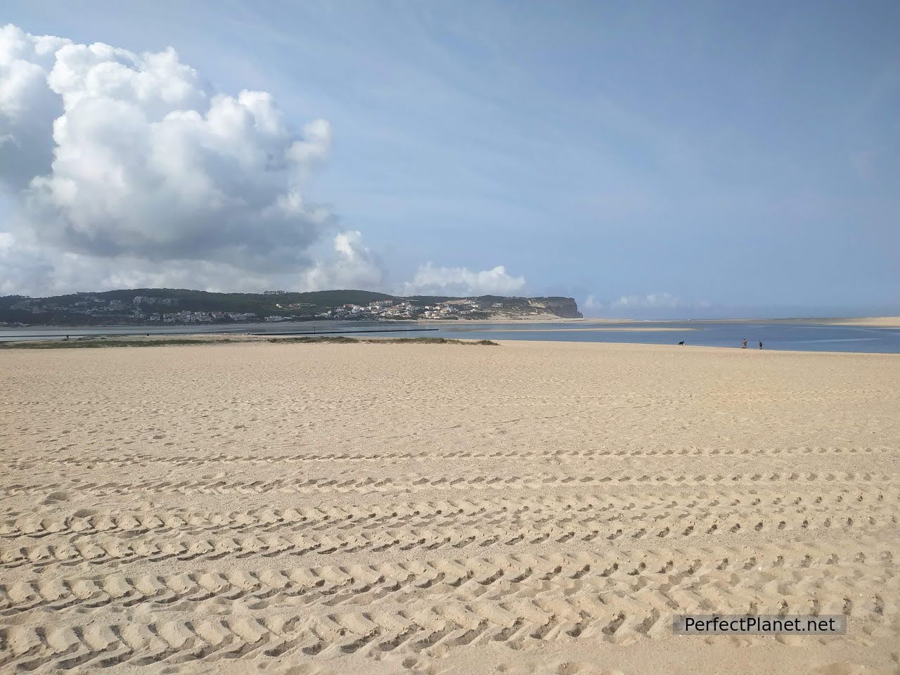 Foz de Arelho beach