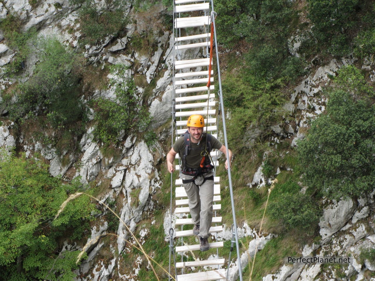 Puente colgante de traviesas