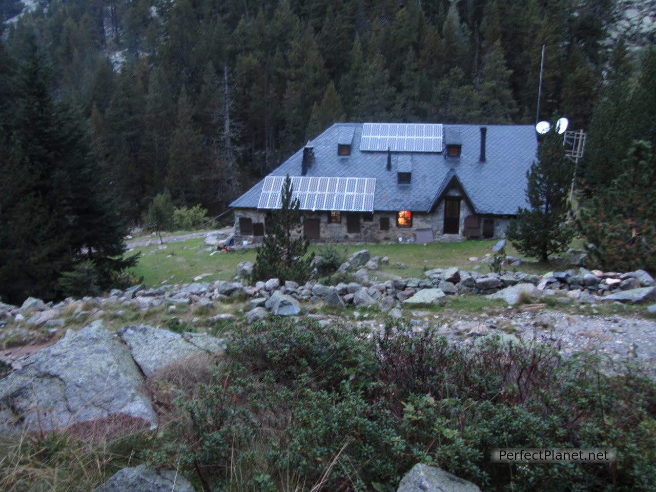 Estany Llong refuge