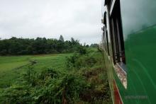 Tren Yangon a Bago