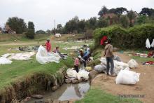 Antsirabe haciendo la colada